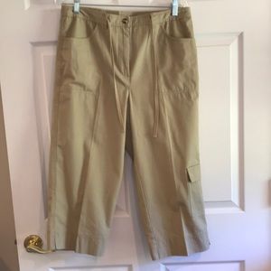 Christopher Banks cargo capri khaki